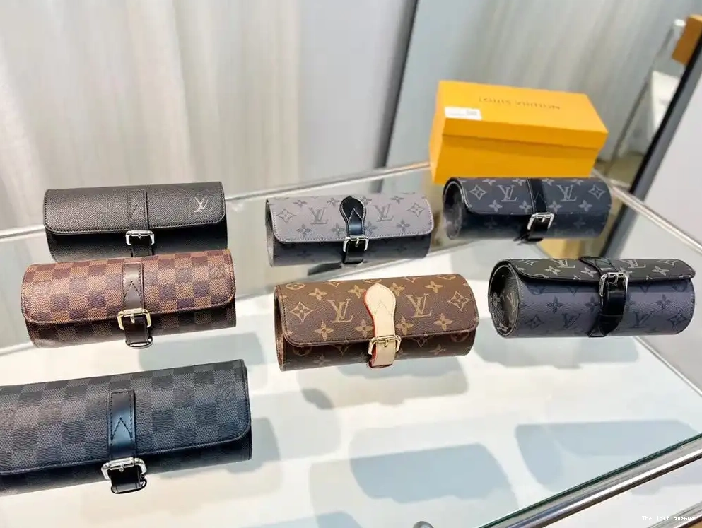 CASE WATCH CHECKERED LV CUSTOM 0520